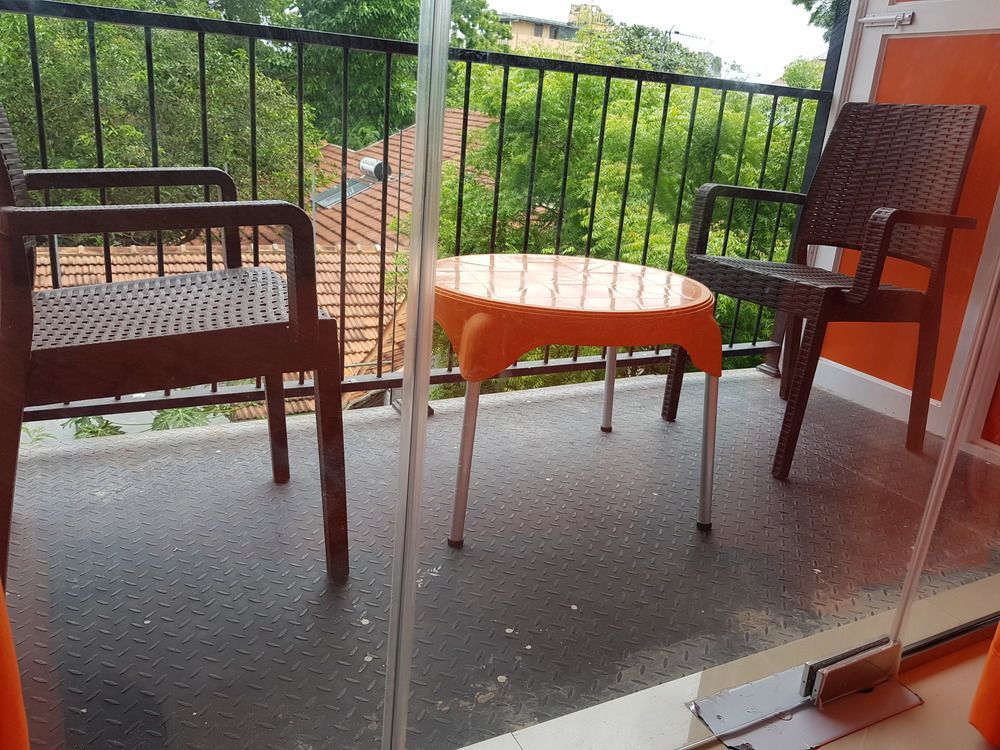 可倫坡 塔姆比利岛斯图斯旅舍酒店 外观 照片
